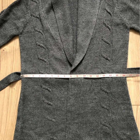 Women’s Vintage B.U.M. Equipment Gray Long Belted Cardigan size M - Picture 7 of 11